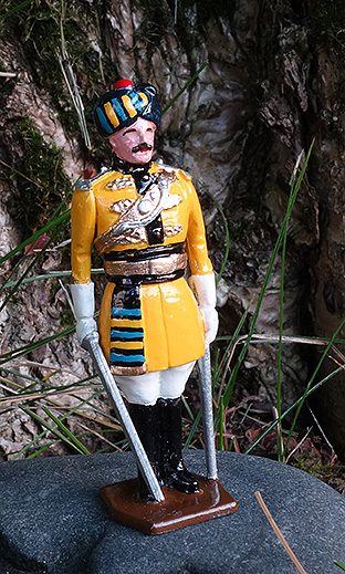 soldats-de-plomb-Type vestimentaire soldats de plomb - figurines de collections - au plat détain à Paris - 